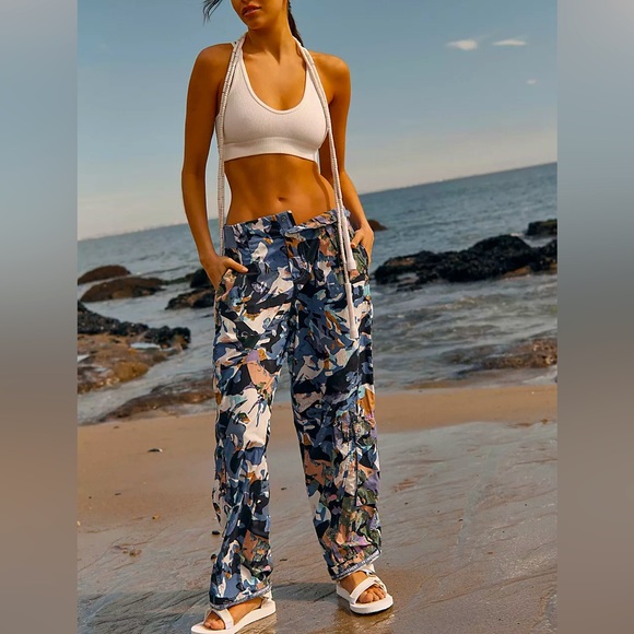 FP MOVEMENT Mesmerize Me Printed Cargo Pants Violet Splendor NWT - Picture 2 of 9